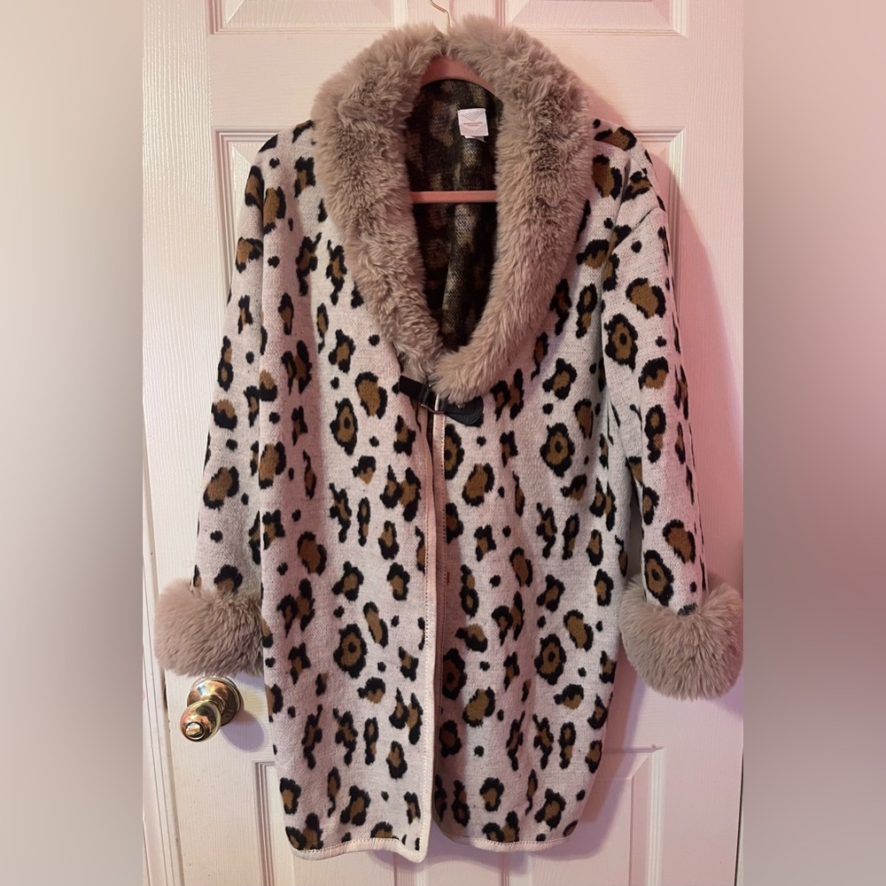 Northern Angel Cardigan Sweater FauxFur Collar Cheetah Animal Print Size X/XL